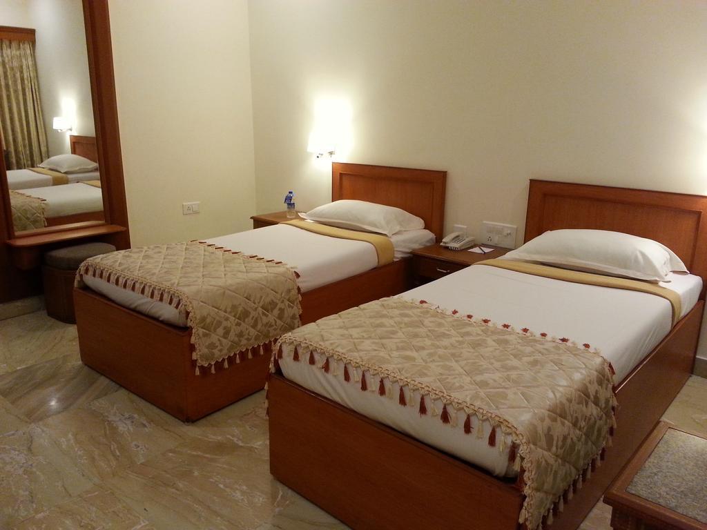 Paramount Inn Sriperumbudur Habitación foto