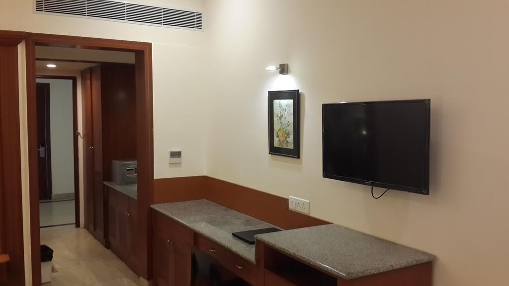 Paramount Inn Sriperumbudur Exterior foto